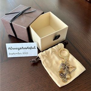 Louis Vuitton Porte Cles Pastilles Keyring/Charm